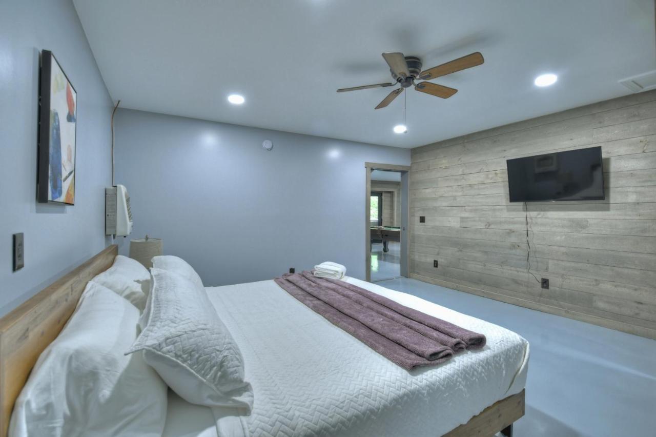 The Chariot - Creek Front With Hottub, Fire Pits, Billiards, Ev Charger - Sandalwood Stays Блу-Ридж Экстерьер фото