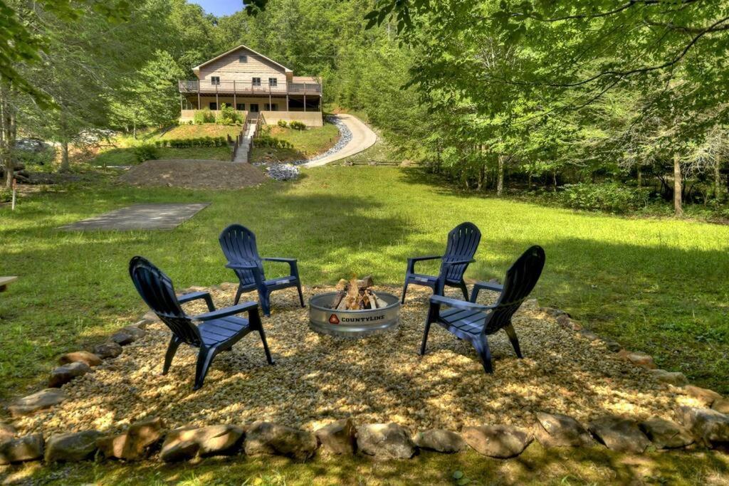The Chariot - Creek Front With Hottub, Fire Pits, Billiards, Ev Charger - Sandalwood Stays Блу-Ридж Экстерьер фото