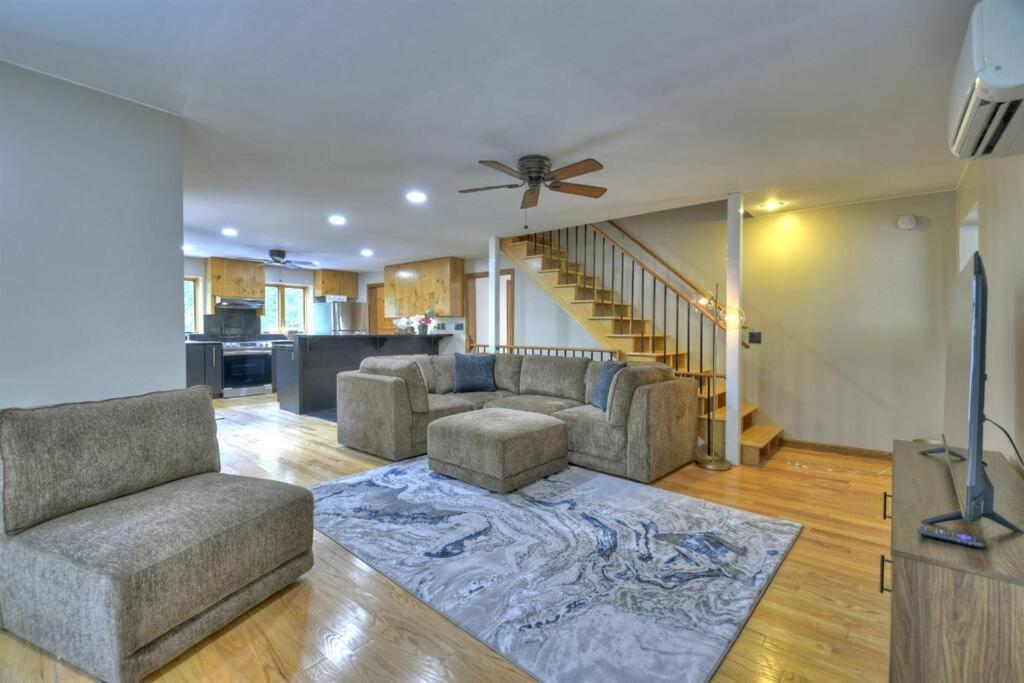 The Chariot - Creek Front With Hottub, Fire Pits, Billiards, Ev Charger - Sandalwood Stays Блу-Ридж Экстерьер фото
