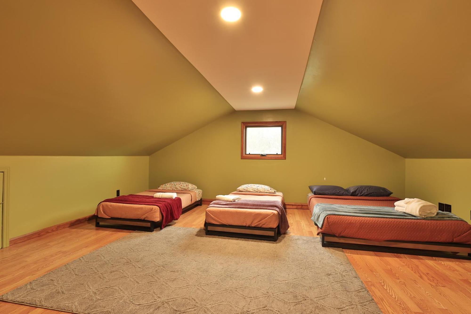 The Chariot - Creek Front With Hottub, Fire Pits, Billiards, Ev Charger - Sandalwood Stays Блу-Ридж Экстерьер фото